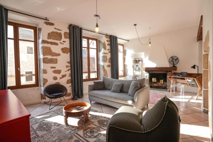 LAppart du 10 - T3 4 downtown Annecy with canal view