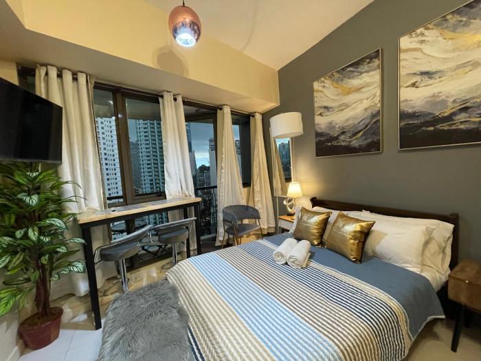 Sky Staycation KL Greenbelt, Isabels Makati Rooms