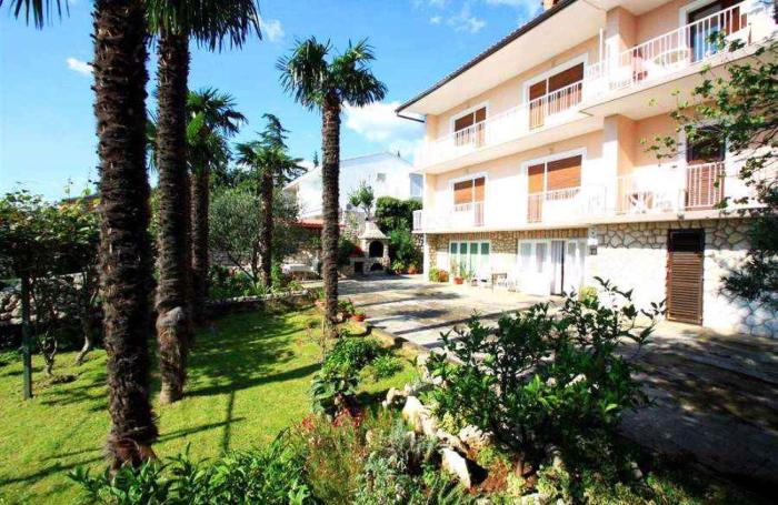 One-Bedroom Apartment Crikvenica 14