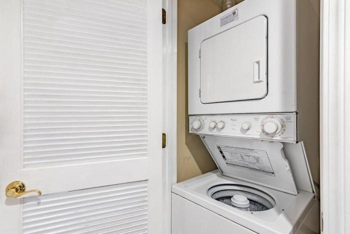 2 King BRs Balcony Resort Amenities Free Tix