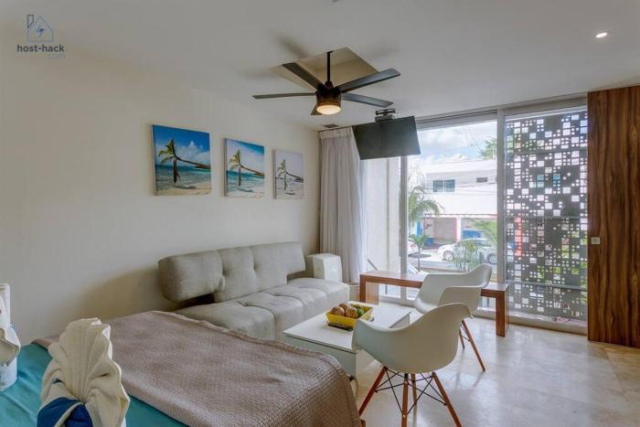 Danzamar 1B with Pool & Rooftop near Mamitas beach