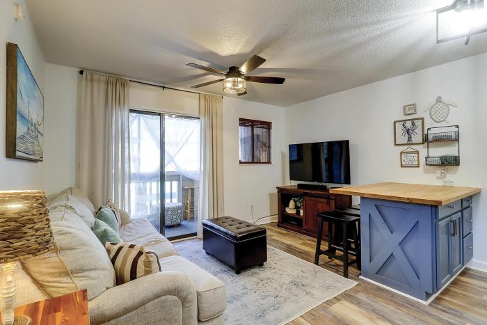 Spa On Port Royal Sound 2217