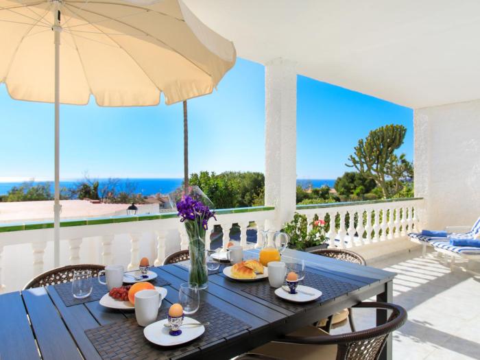 Apartment Pinsapos by Interhome