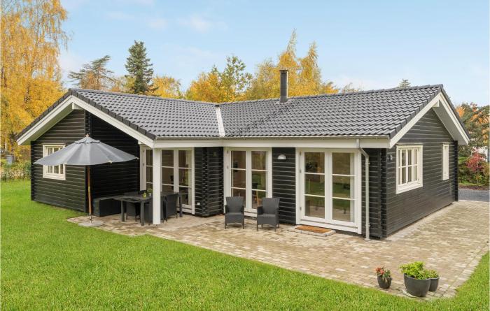 3 Bedroom Beautiful Home In Gilleleje