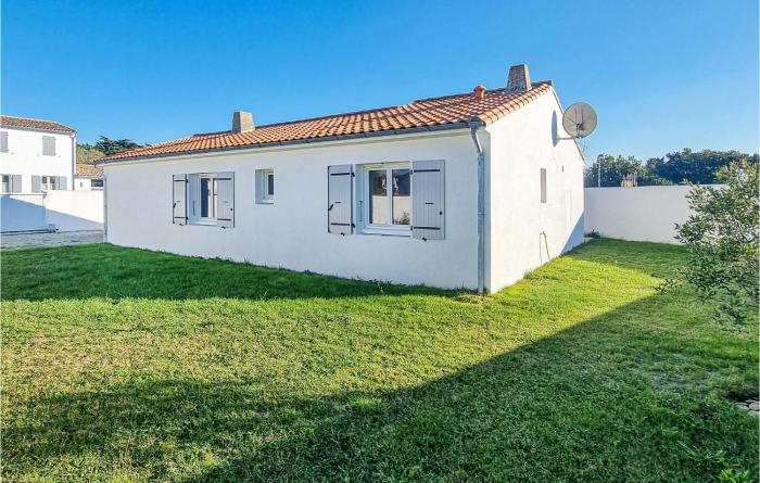 Amazing Home In Les Portes-En-Ré