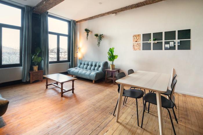 Two-Bedroom River Side Apartment in the Heart of Antwerp