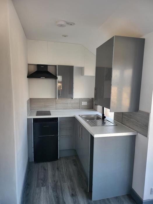 Vetrelax Southend Suites- Sleeps up to 5 - Free Wi-Fi - Contractors - Families- Free Parking- Long Term Stays