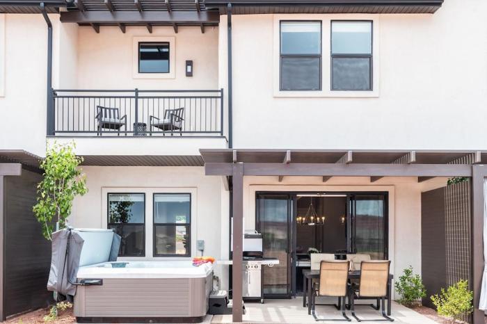 Ocotillo Springs 2 Includes a Private Hot Tub