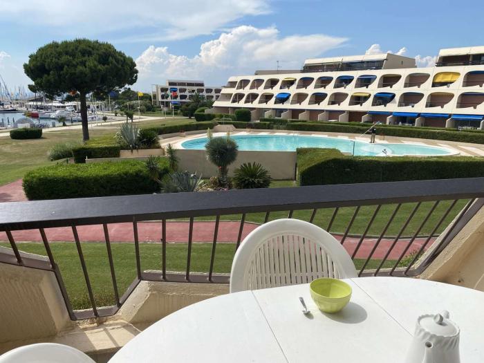 Studio 4 pers avec piscine et terrasse, Port Camargue - FR-1-250-167