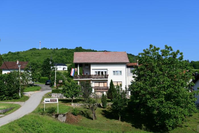 Apartments with a parking space Rakovica, Plitvice - 20595