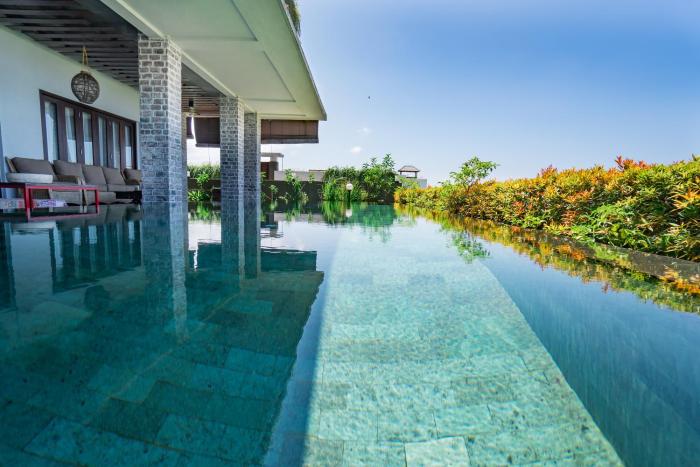 The Ocean Views Luxury Villas & Apartment