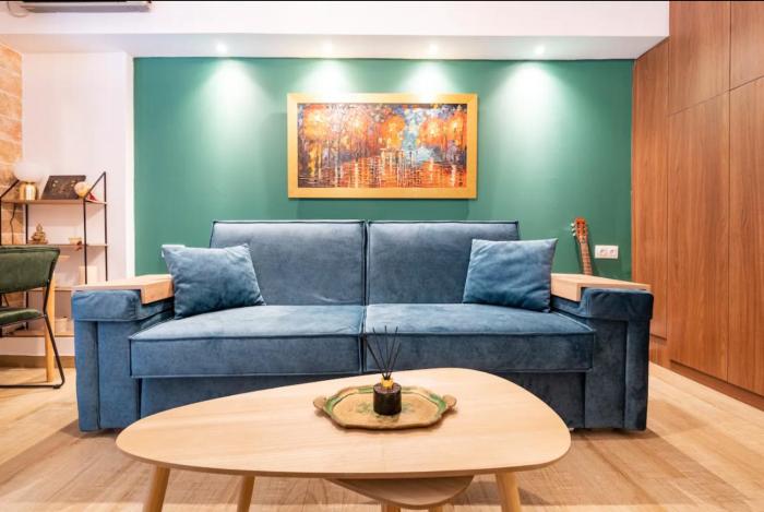 Cute tiny apartment in the heart of Flisvos