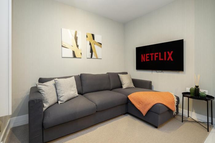 WHome Lisbons Best Kept Secret: 2-Bed wAC & Patio