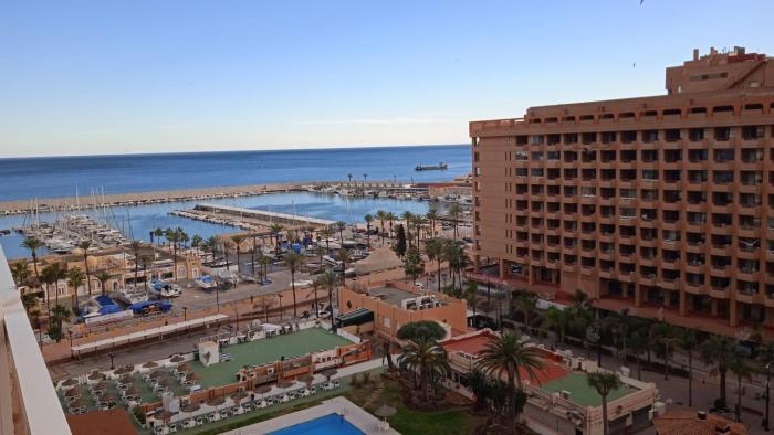 Estudio 1ª linea vista mar planta 10 -30 PYR Fuengirola