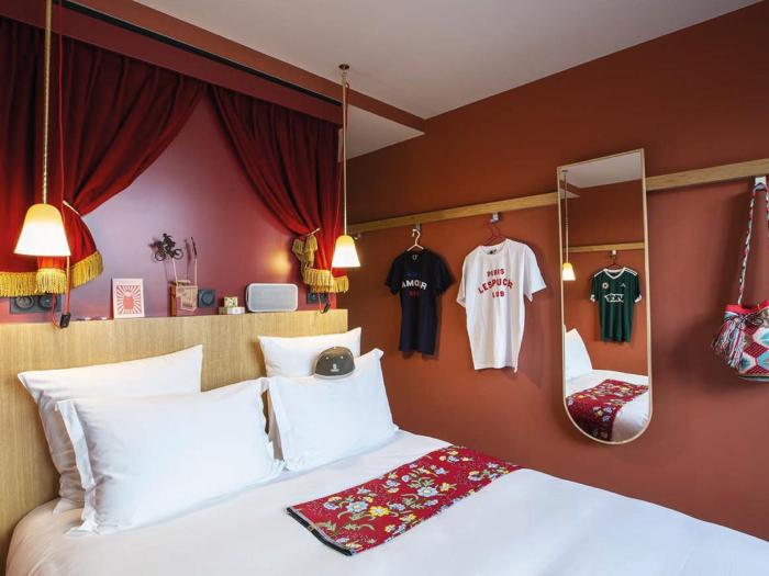 MOB HOTEL Paris Les Puces