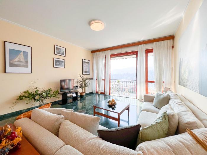 JOIVY Apartment in Rapallo with gulf view