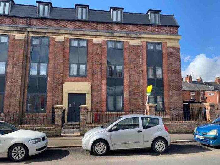 Newly built 2 bed flat in the heart of Leek