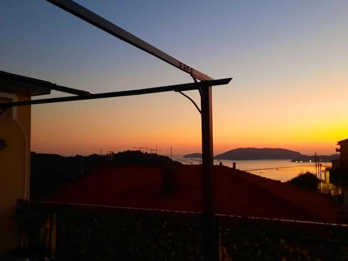 "Brezza Marina" con terrazza vista mare