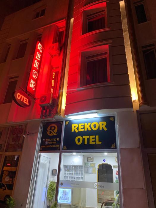 REKOR OTEl