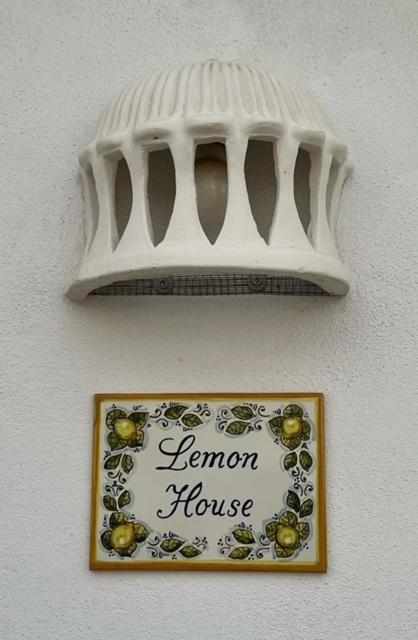 Lemon House