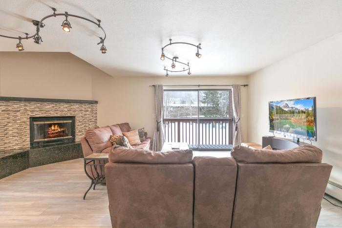 Lagoon Raven Townhome: Great Location, Amenities