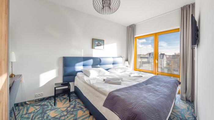 Żeromskiego II, Sun & Snow