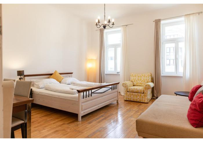 Cheerful 2BR Apartment - suitable for Longstays