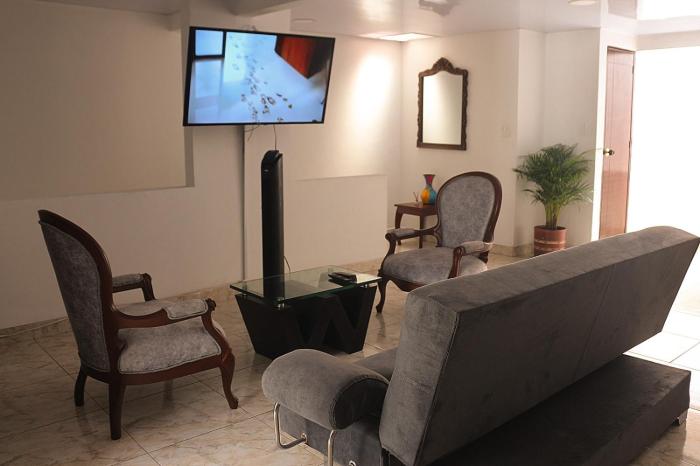 ALOJAMIENTO CON PARQUEO CERCA A LA BASÍLICA