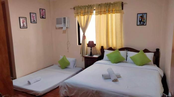 CORALYNS PLACE family of 3