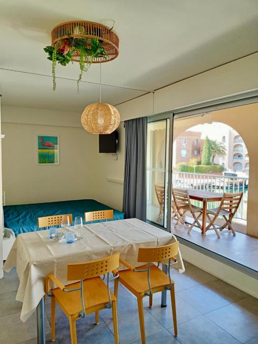 Studio Hyeres Port