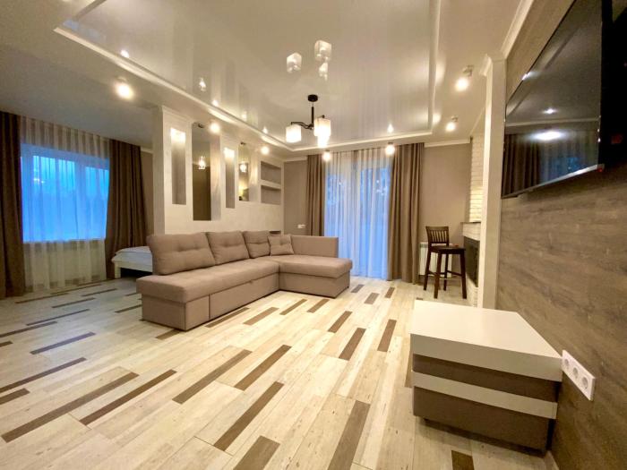 1-кімн Стильні апартаментами біля Корпусного саду ,Стадіон"Динамо"