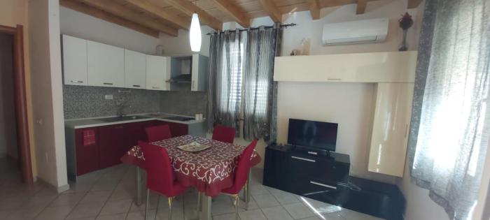 SWEET HOME- AMPIO BIVANO A 10 MINUTI DALLE SPIAGGE