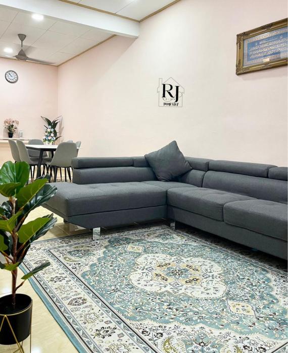 Minimalist Cozy Home (RJ Prima 2 - UniSZA, UMT)