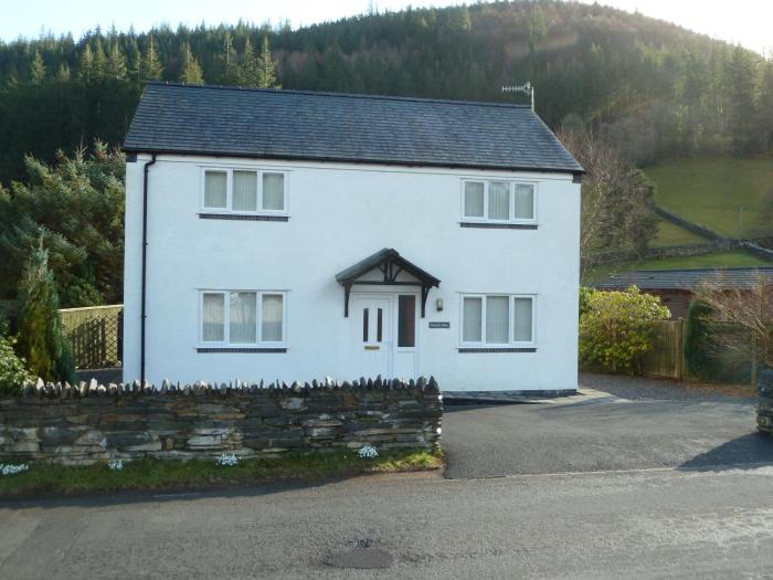 Hendre Wen luxury cottage Betws y Coed