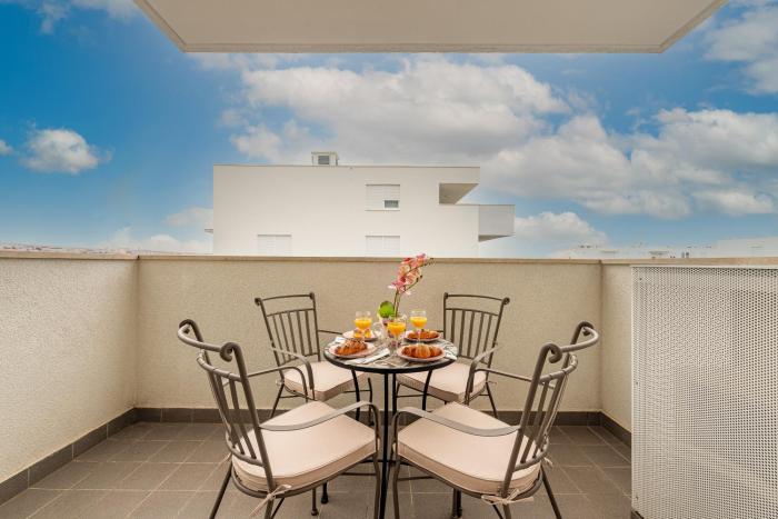 Designer apartment FREE GARAGE PARKING