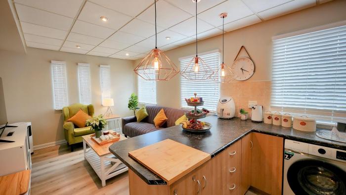 The Lazy Expat - Paarl - Self Catering Apartment