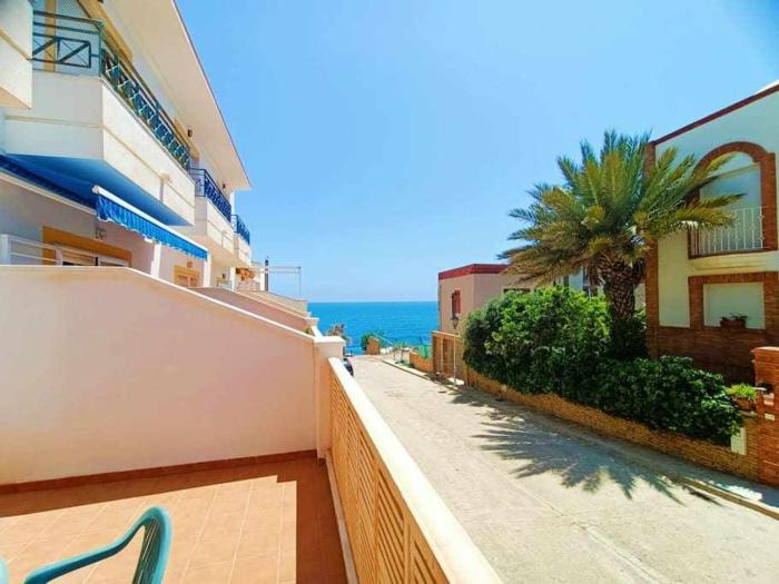 Camino al Mar - Terraza y vista al mar -