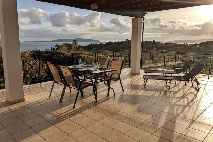 Familien Apartment 6 Personen überdachte Terrasse Finikounda