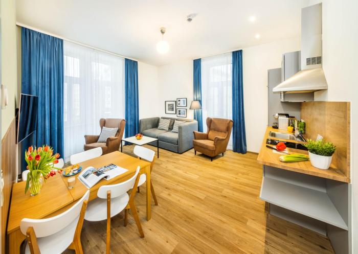 Jimmys Apartments Emerald