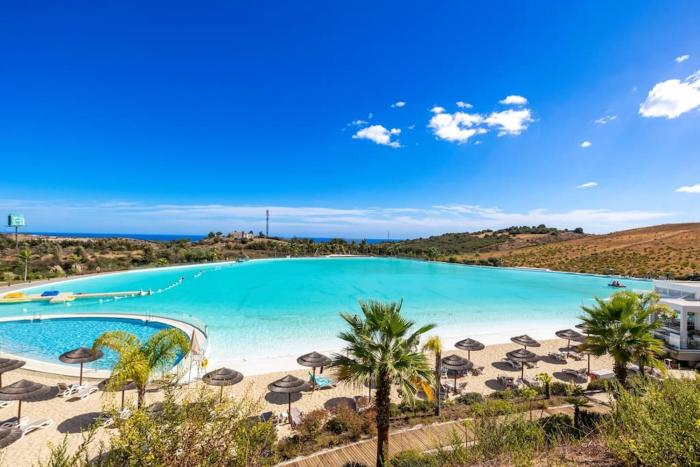 Alcazaba Lagoon apt by Costarentals - Ref M14