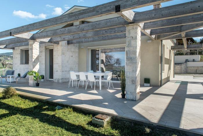 Villa Tramonto - Camerano, meravigliosa villa con giardino panoramico