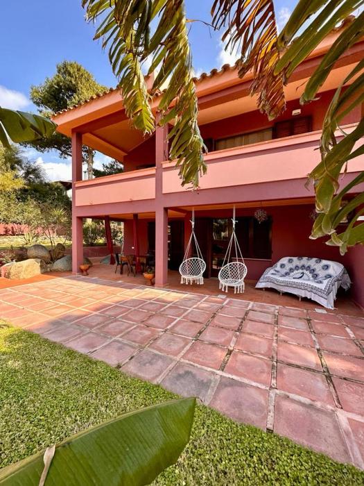 Villa con grande giardino a 150 mt dal mare