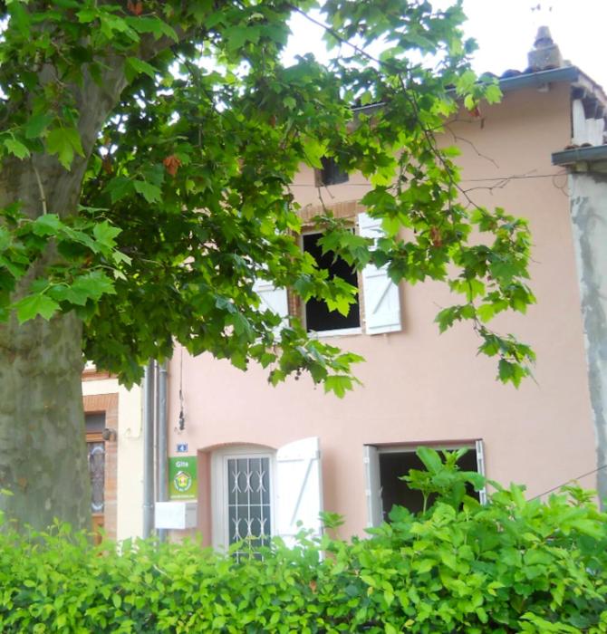 Maison charmante à Aignes avec jardin et barbecue