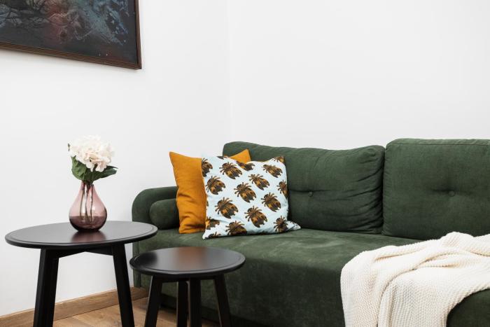 Apartment à côté the train station - by Upstairs