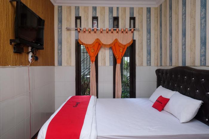 RedDoorz Syariah near Gardu Pandang Dieng