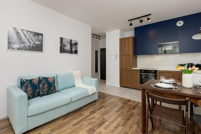 Stacja Wola Apartments with Parking by Renters