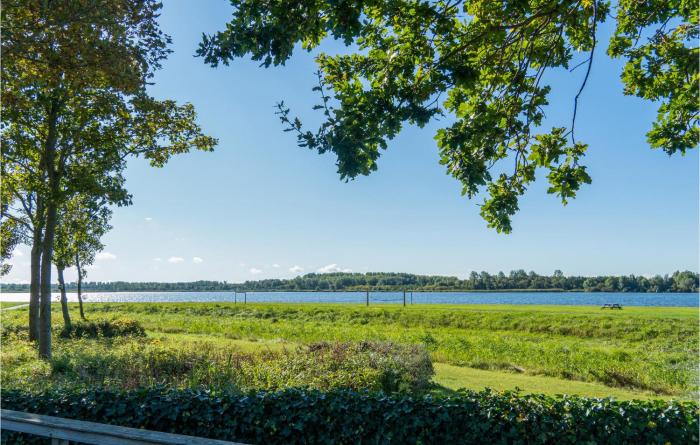 2 Bedroom Gorgeous Home In Lauwersoog