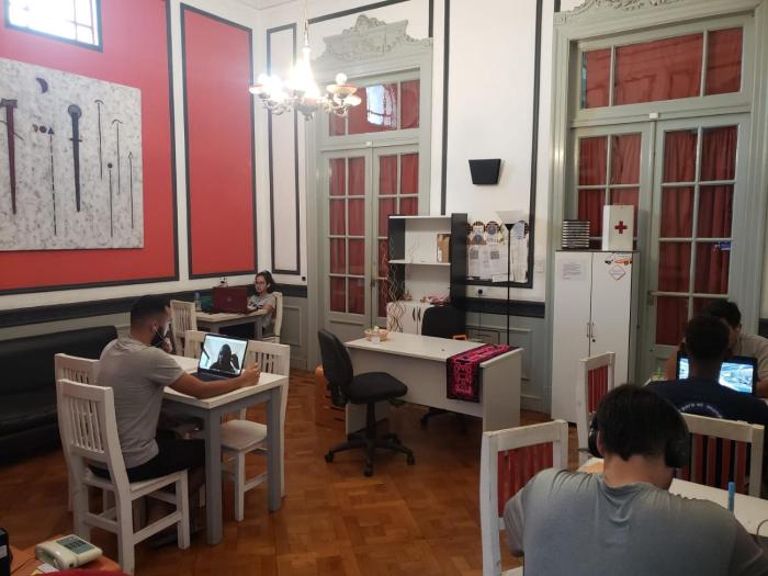 Tinta Roja Residencia Estudiantil