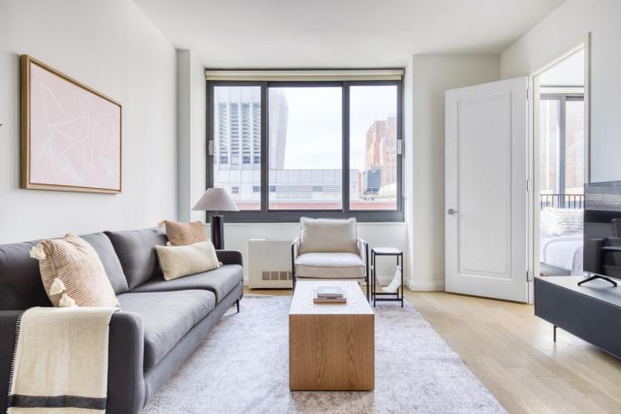 Tribeca 2BR Indoor pool Gym Rooftop NYC-183