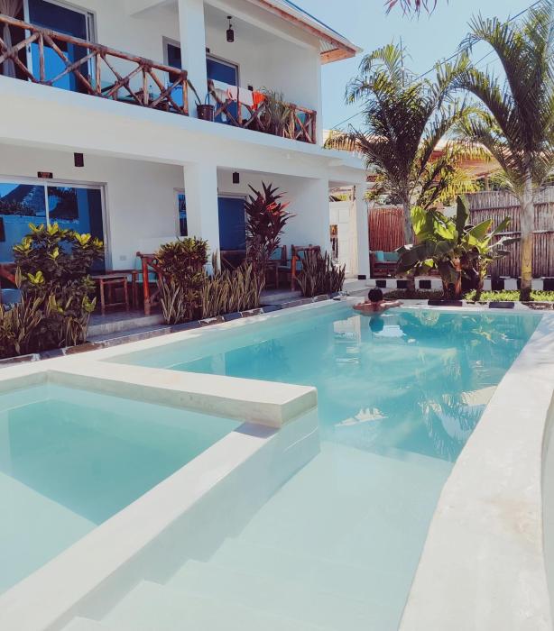 Hakuna Matata Boutique